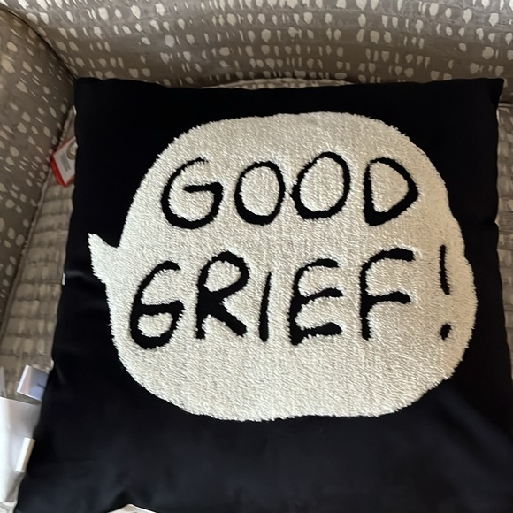 Peanuts pillow - Picture 2 of 2